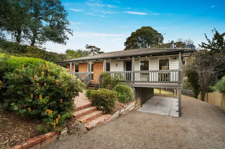 42 Meander Road, Hurstbridge VIC 3099