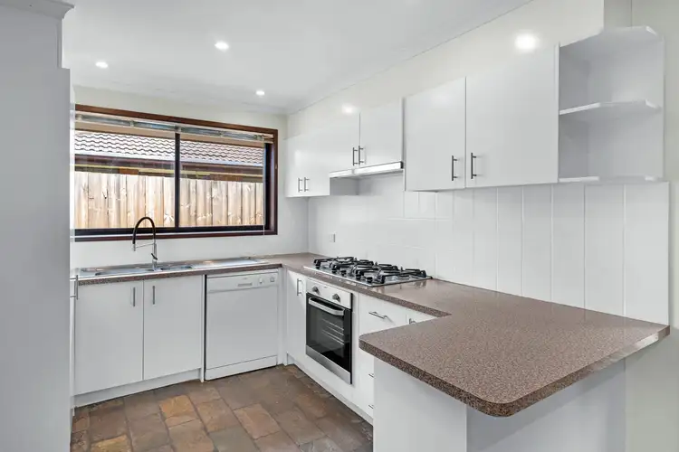 Fifth view of Homely house listing, 2/34 Songlark Crescent, Werribee VIC 3030