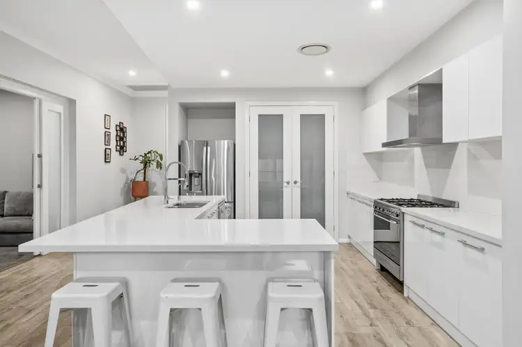 Fourth view of Homely house listing, 10 Mornington Court, Shell Cove NSW 2529