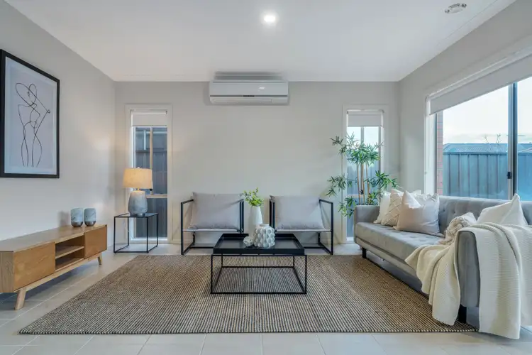Fifth view of Homely house listing, 7 Cockatiel Circuit, Craigieburn VIC 3064