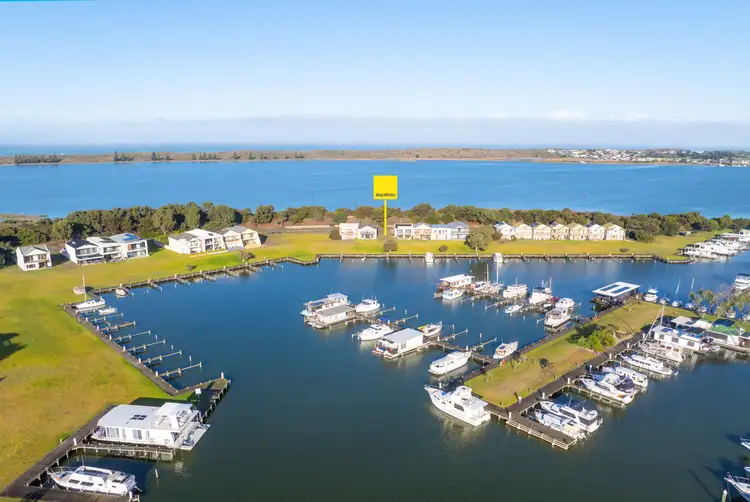 104 Arcadia Avenue, Hindmarsh Island SA 5214