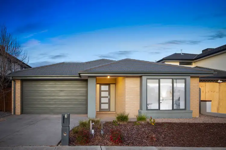Main view of Homely house listing, 39 Morialta Circuit, Werribee VIC 3030