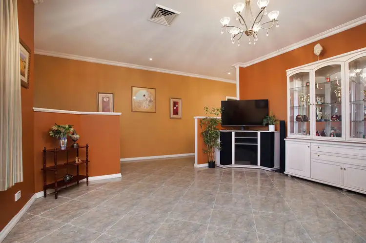 Fifth view of Homely house listing, 1 Atwell Close, Lake Coogee WA 6166