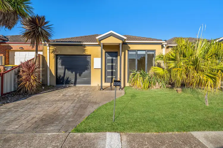 2/35 Jade Way, Hillside VIC 3037
