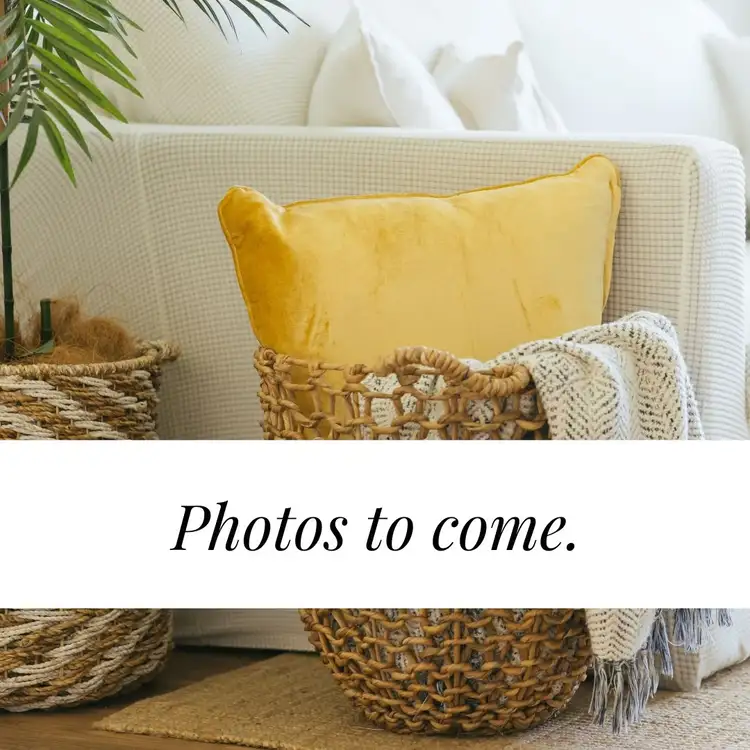 109 Ellswood Crescent