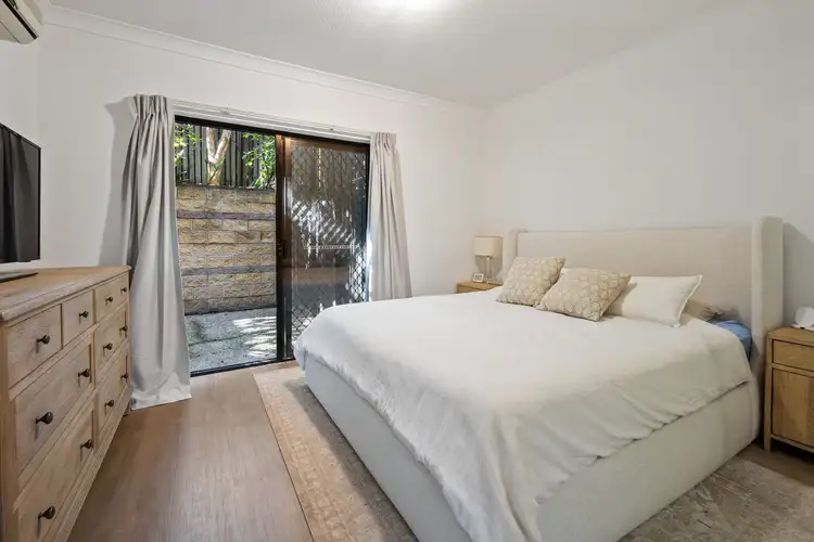 Fourth view of Homely unit listing, 2/28 Norman Crescent, Norman Park QLD 4170