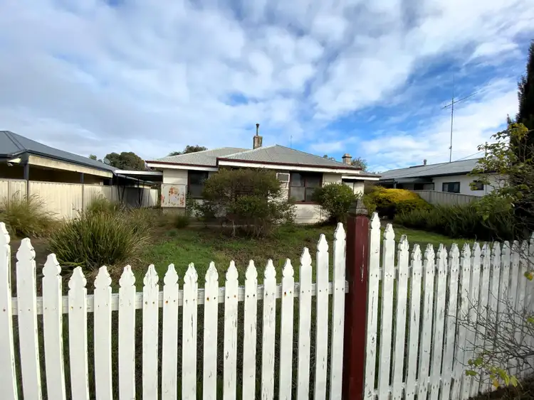 Second view of Homely house listing, 21 Fourth Street, Bordertown SA 5268