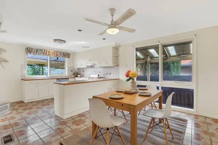 Fifth view of Homely house listing, 16 Sheahan Crescent, Hoppers Crossing VIC 3029