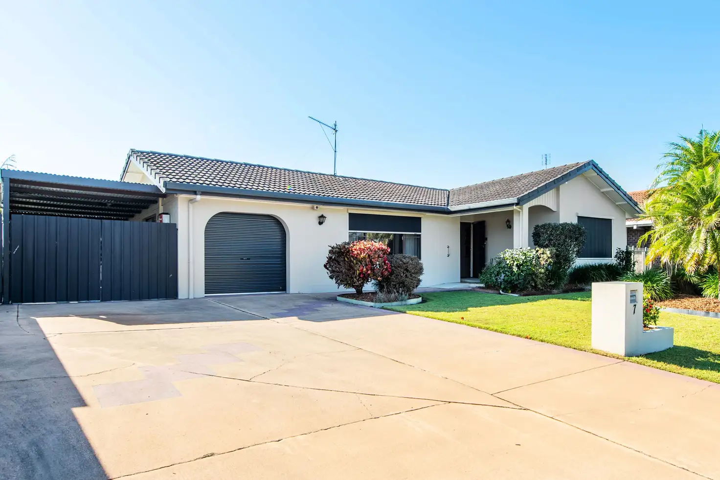 Main view of Homely house listing, 7 Anthony Drive, Burleigh Waters QLD 4220