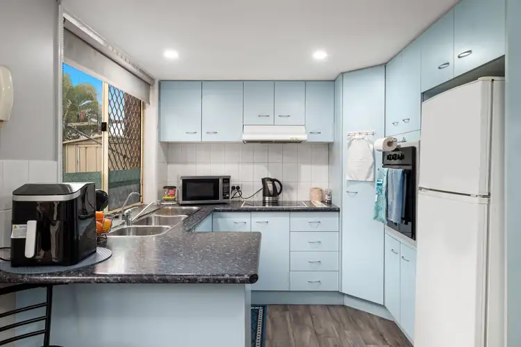 Fifth view of Homely townhouse listing, 11/15 Erindale Close, Wishart QLD 4122