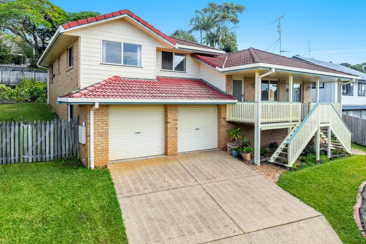 Second view of Homely house listing, 2/74 Teak Circuit, Suffolk Park NSW 2481