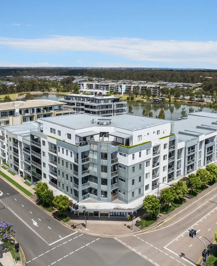 73/56 Lakeside Parade, Jordan Springs NSW 2747