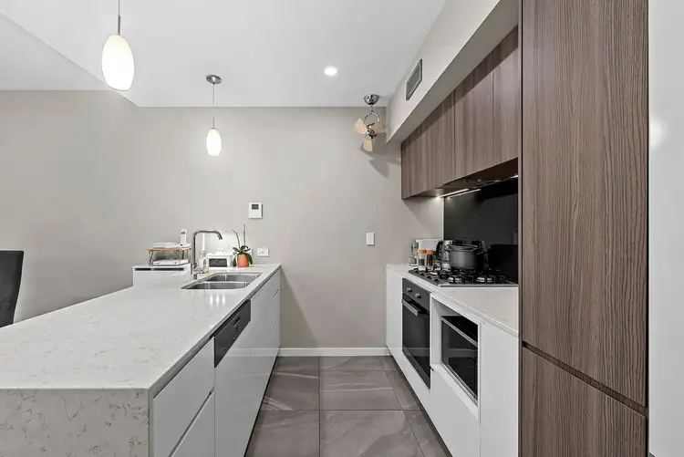 Sixth view of Homely unit listing, 8/31 Brasted Street, Taringa QLD 4068