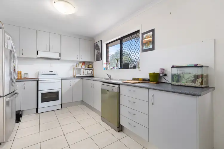 Sixth view of Homely house listing, 85 Harris Street, Emerald QLD 4720