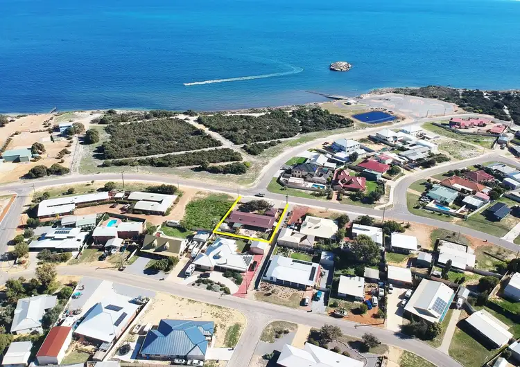 Second view of Homely house listing, 40 Nairn Street, Leeman WA 6514