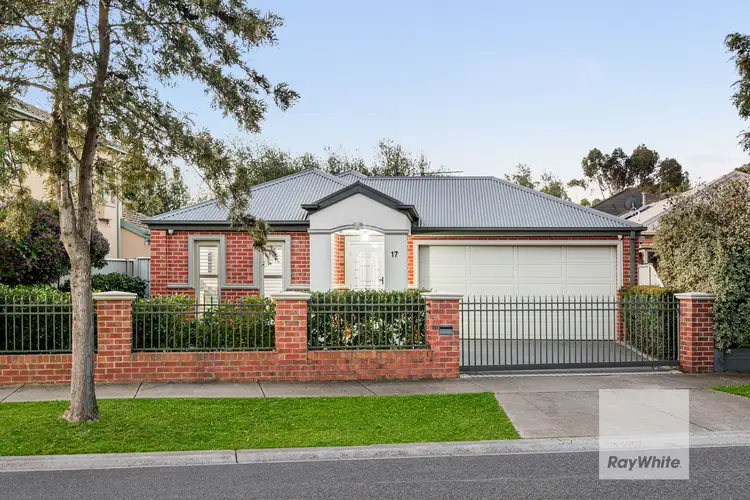 17 Blakeville Drive, Caroline Springs VIC 3023