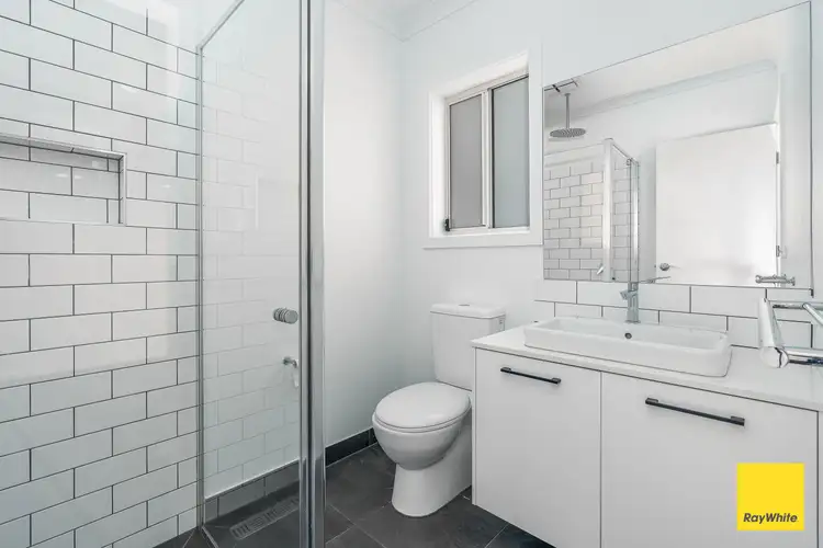 Fifth view of Homely house listing, 3 Cortland Close, Kangaroo Flat VIC 3555