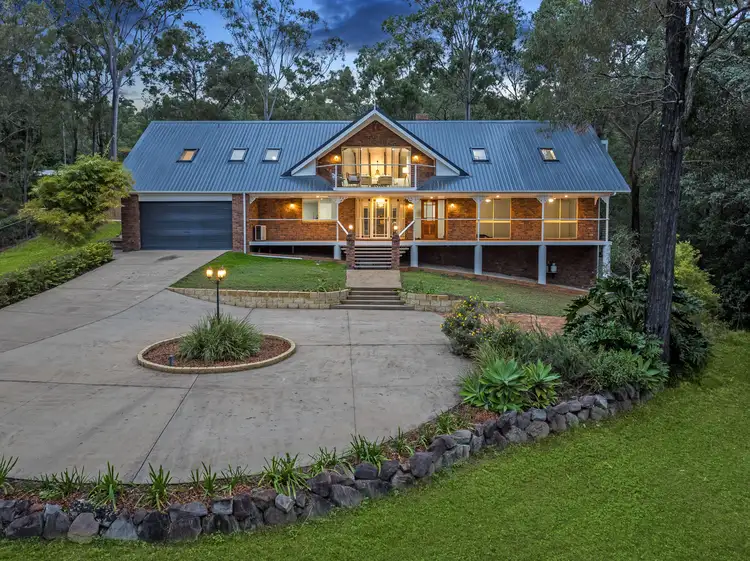 9 Shield Court, Mount Crosby QLD 4306