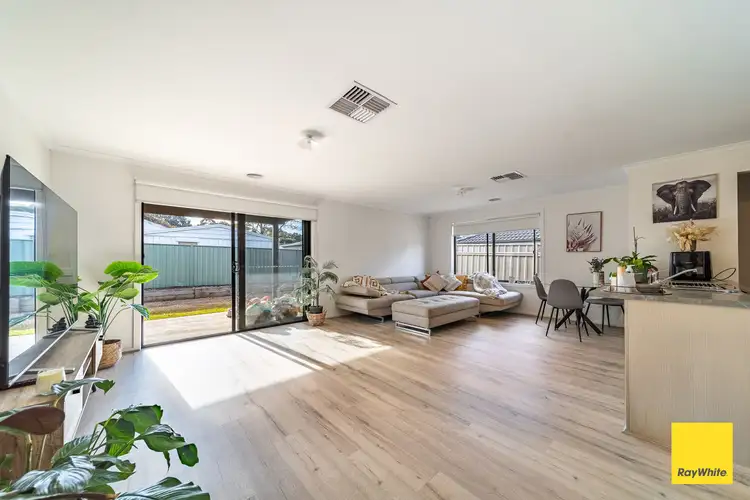 Fifth view of Homely house listing, 5 Webdon Drive, North Bendigo VIC 3550