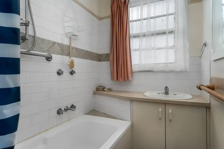 Seventh view of Homely house listing, 24 Morison Crescent, Seymour VIC 3660
