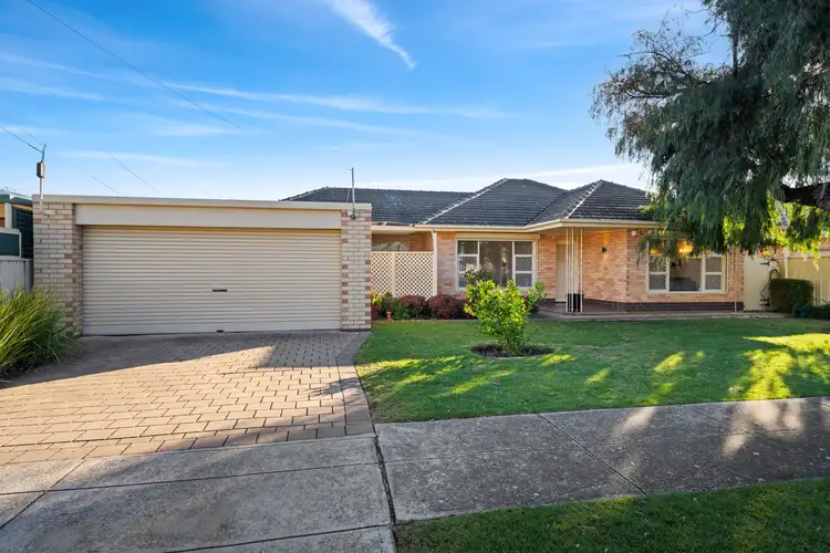 5 Riverside Drive, Fulham SA 5024
