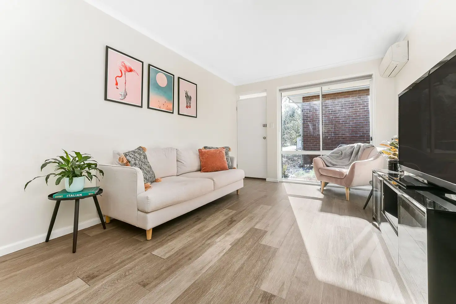 Main view of Homely unit listing, 4/16 Oakleigh Street, Oakleigh East VIC 3166