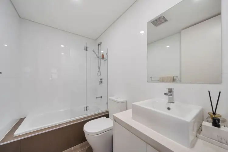 Sixth view of Homely apartment listing, 12/66 Boronia Street, Kensington NSW 2033