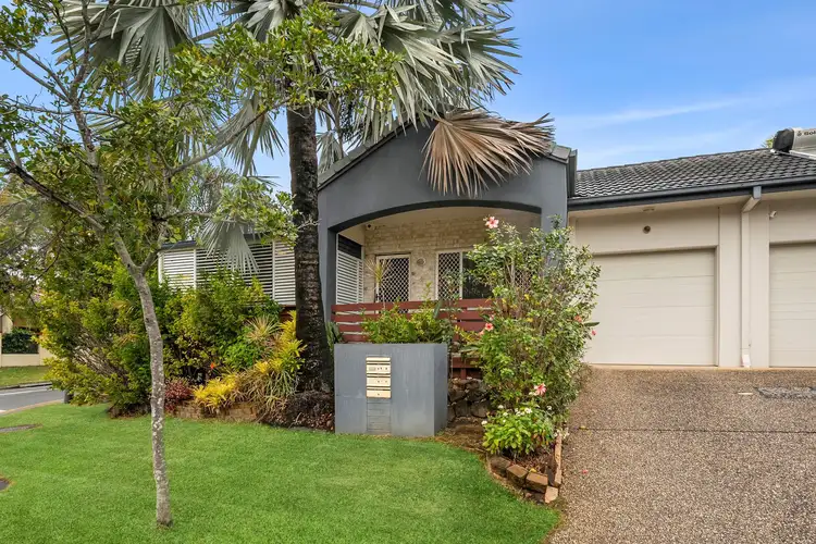 2/12 Vinson Drive, Varsity Lakes QLD 4227