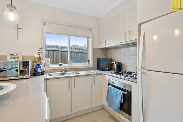 Fourth view of Homely unit listing, 4/13 Silverdale Drive, Darley VIC 3340