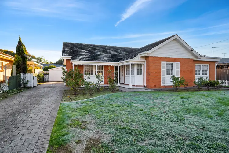9 Wald Avenue, Semaphore South SA 5019
