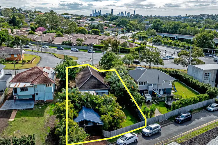 10 Kogarah Street, Tarragindi QLD 4121