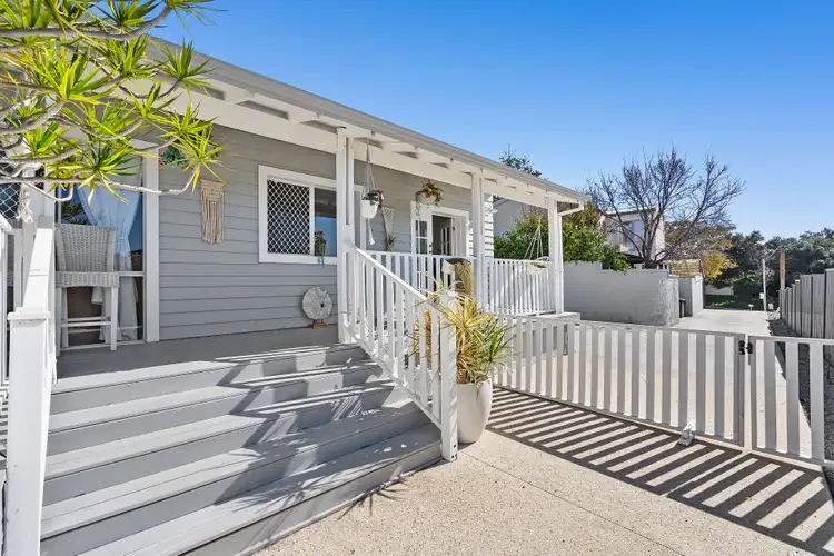 24A Hood Terrace, Sorrento WA 6020