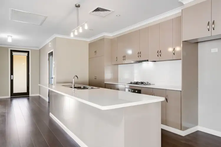 Sixth view of Homely house listing, 4 Essex Court, Mildura VIC 3500
