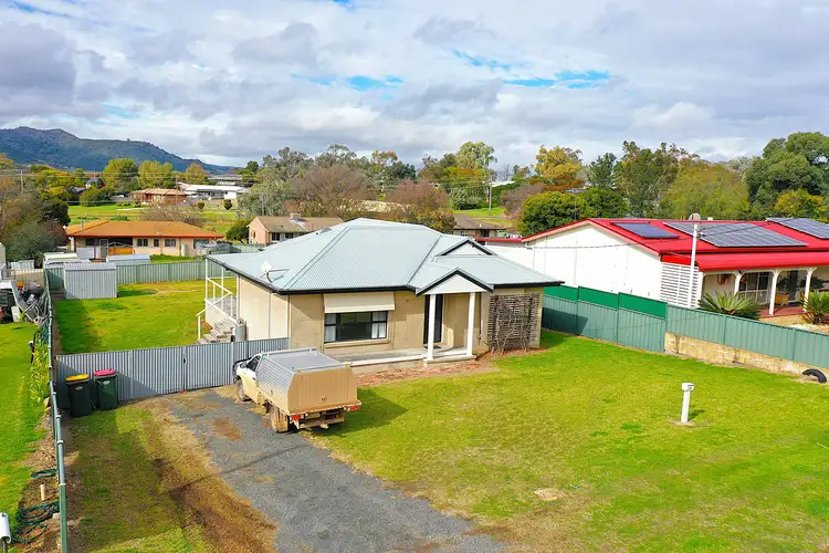 38 Breeza Street, Quirindi NSW 2343