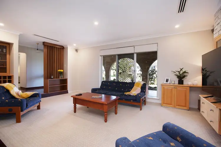 Fourth view of Homely house listing, 13 Monterey Court, Kardinya WA 6163