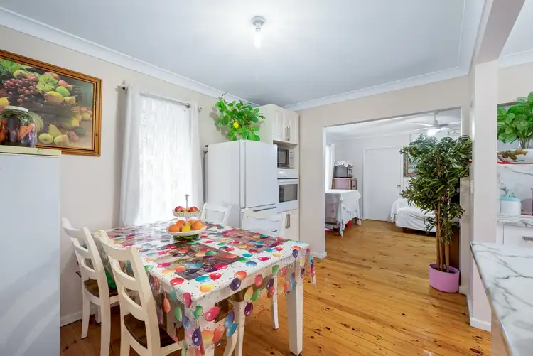 Sixth view of Homely house listing, 7 Blackwood Crescent, Macquarie Fields NSW 2564