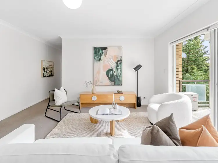 Main view of Homely apartment listing, 2/20 Kitchener Street, Coorparoo QLD 4151