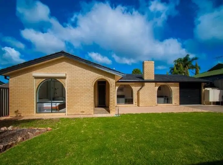 4 Southbound Avenue, Aberfoyle Park SA 5159