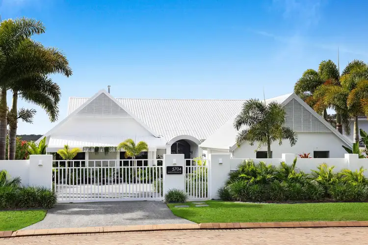 5704 Observation Crescent, Sanctuary Cove QLD 4212