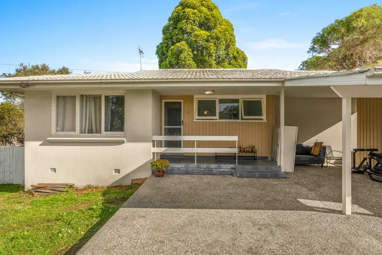 11 Alfred Street, Bomaderry NSW 2541