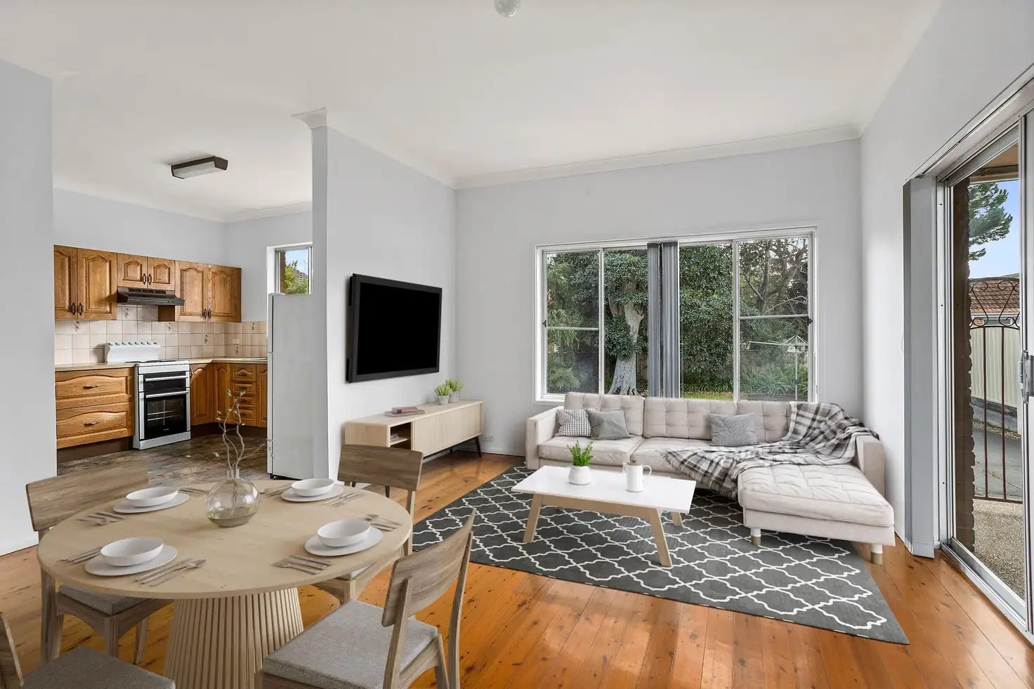 Main view of Homely block of units listing, 8 Storey Street, Oak Flats NSW 2529