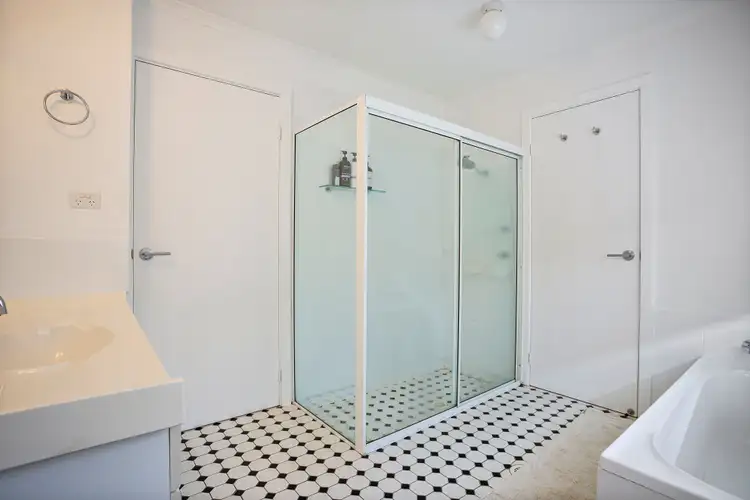 Sixth view of Homely house listing, 3 Borang Place, Flinders NSW 2529