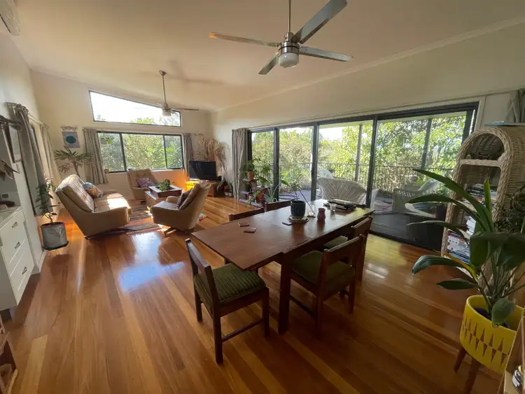 6 Sunnyside Court