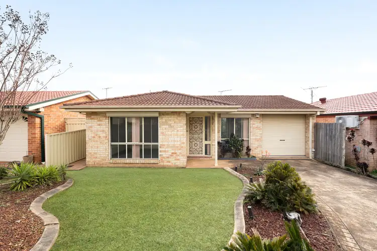 7 Helman Place