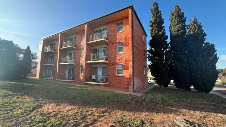 4/2 Brimage Street, Whyalla SA 5600