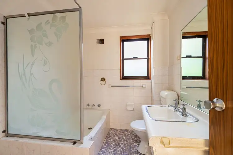 Fifth view of Homely apartment listing, 4/29 Banksia Road, Caringbah NSW 2229