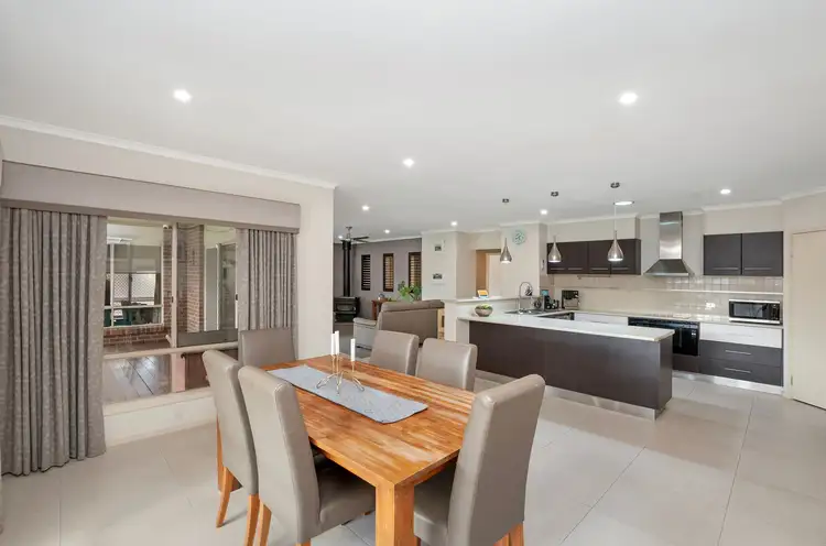 Sixth view of Homely house listing, 9 Kiaman Close, Bushfield VIC 3281