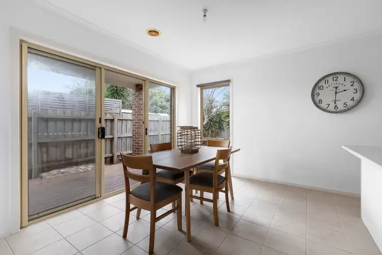 Fourth view of Homely unit listing, 2/5 Rosslyn Avenue, Seaford VIC 3198