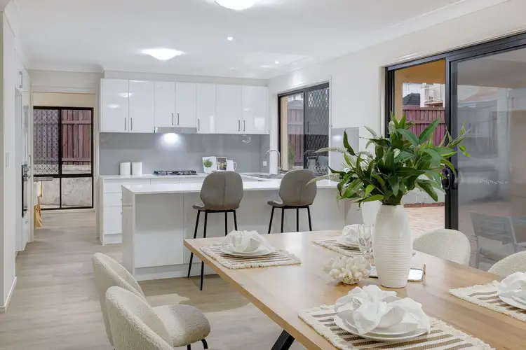 1 Alberton Court, Eight Mile Plains QLD 4113