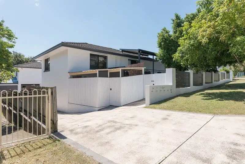 Main view of Homely townhouse listing, 1/24 Collings Street, Balmoral QLD 4171